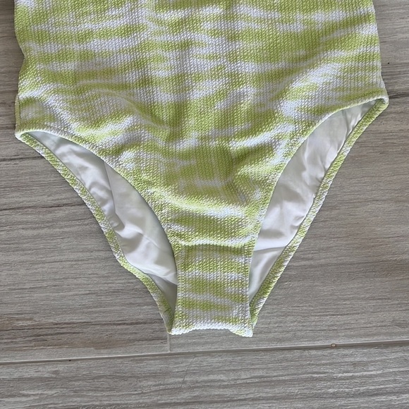 VS Pink Crinkle scoop one piece swimsuit lime tie dye size XL - Picture 5 of 8